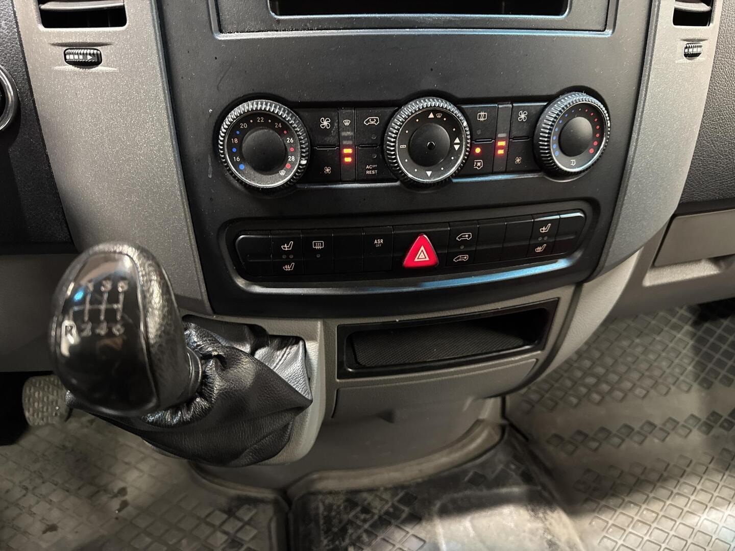 MERCEDES-BENZ Sprinter 2006