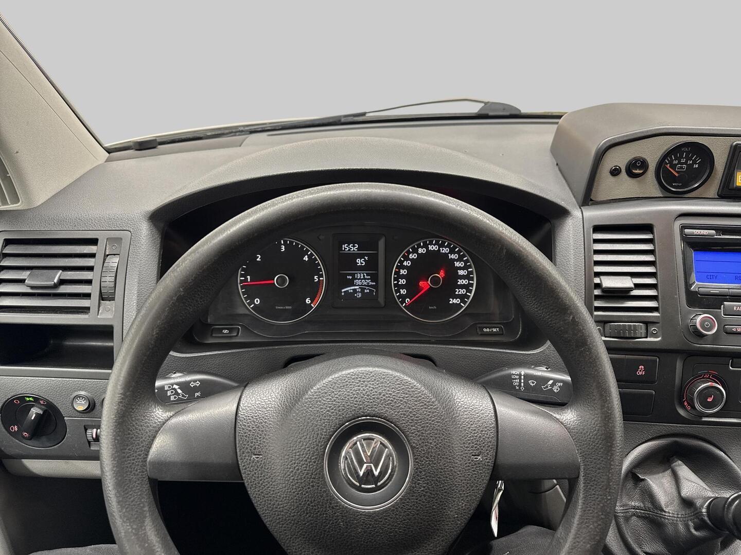 VOLKSWAGEN Transporter 2011