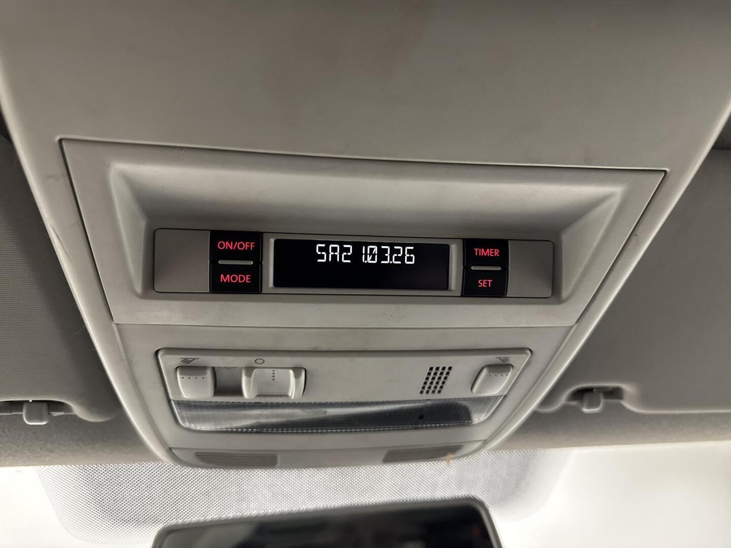 VOLKSWAGEN Transporter 2011