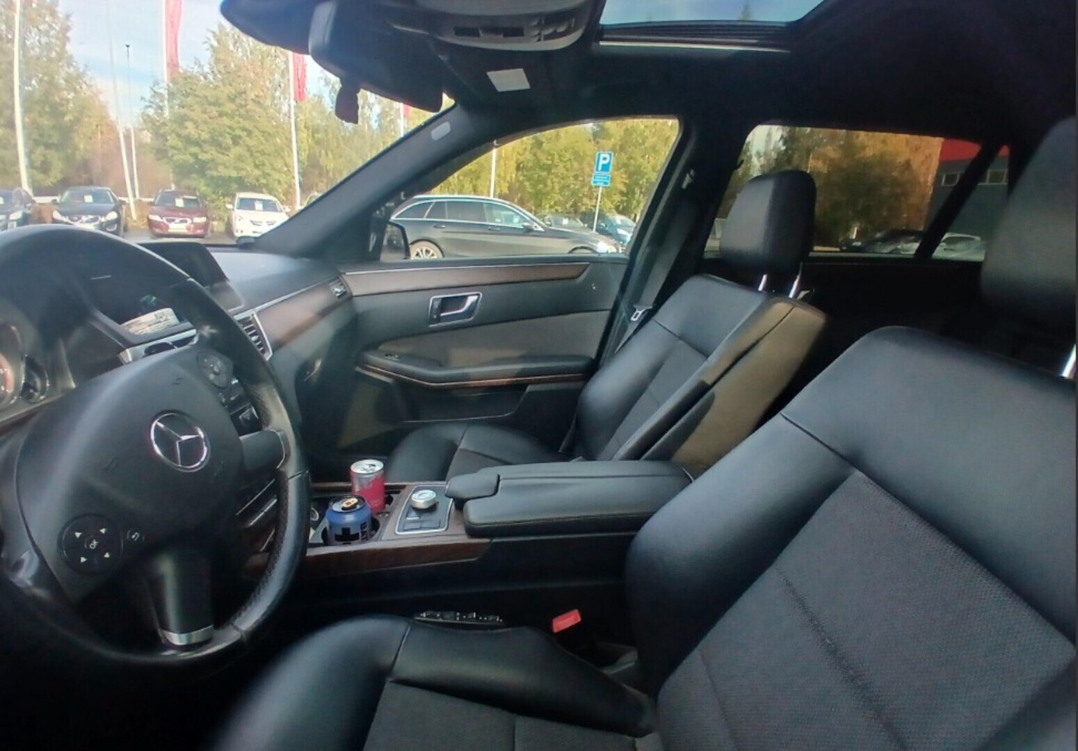 MERCEDES-BENZ E 2011