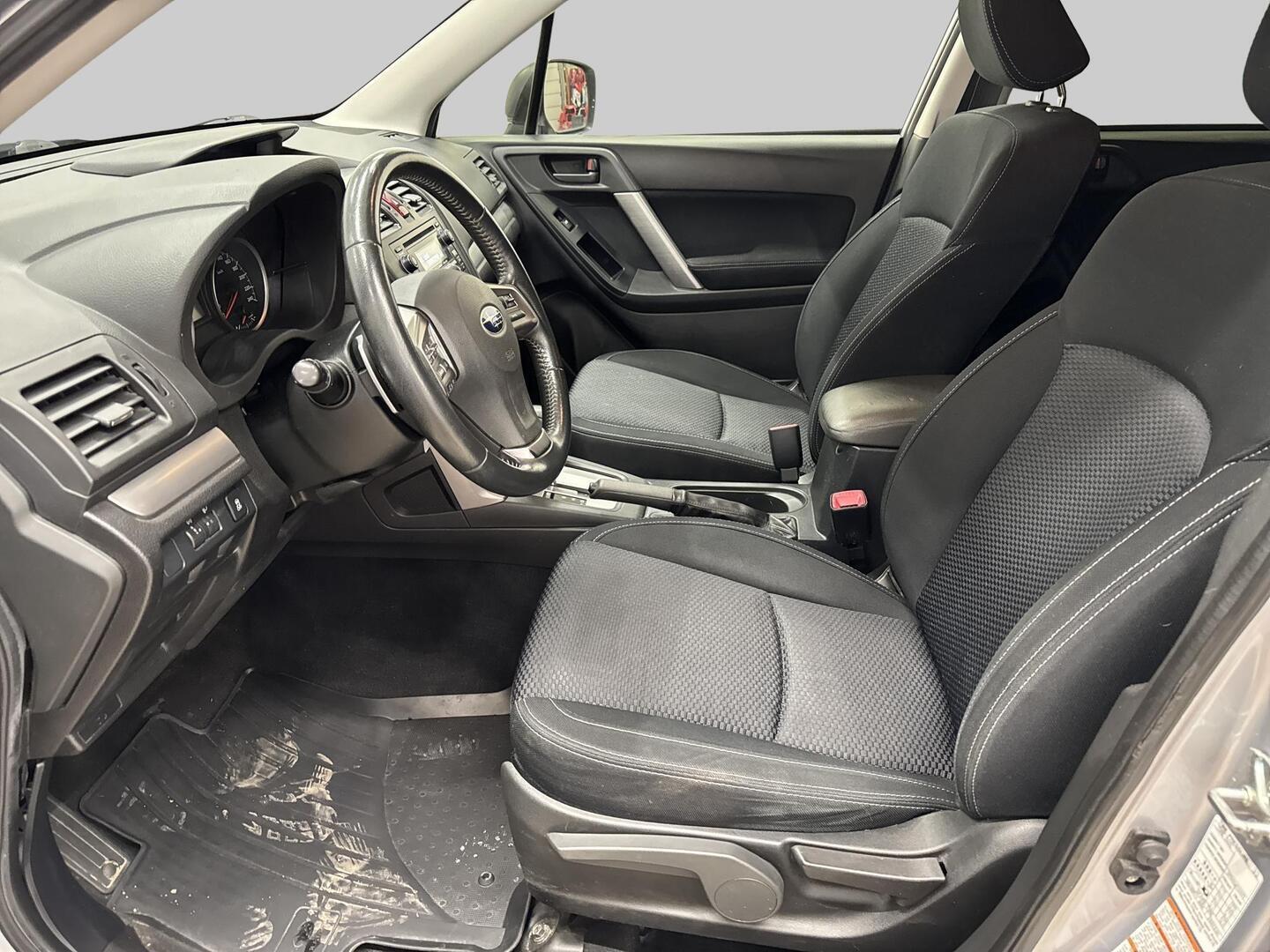 SUBARU Forester 2013