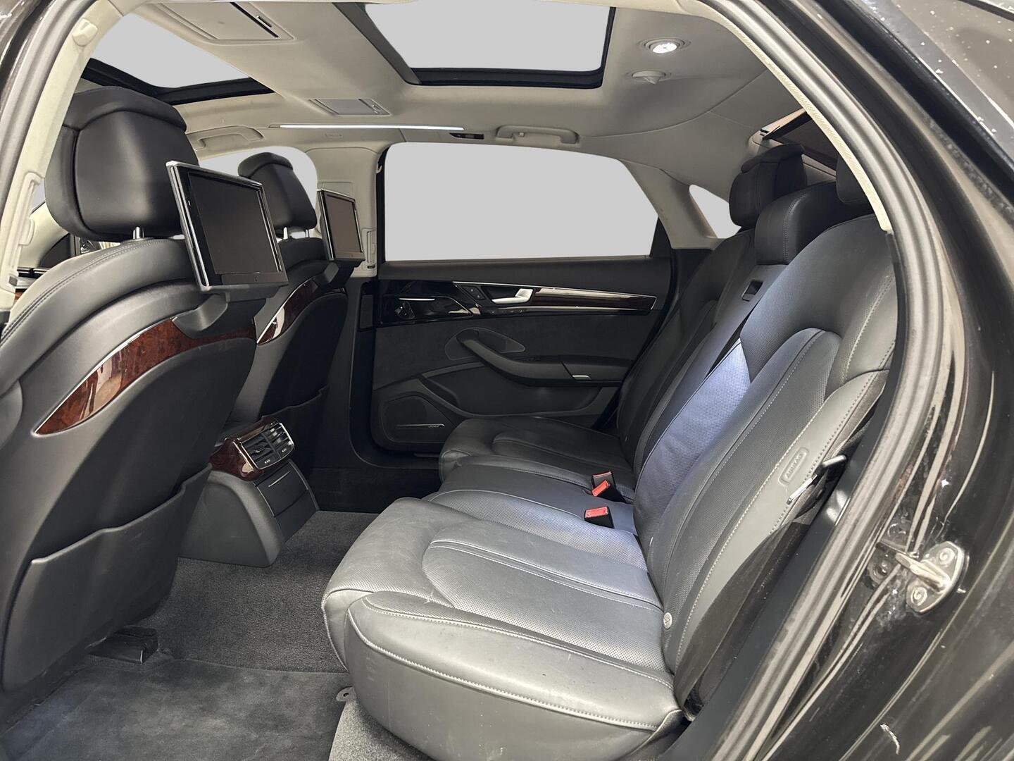AUDI A8 2013