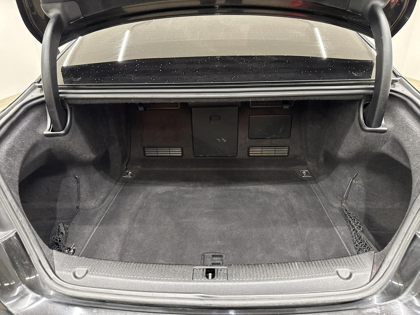 AUDI A8 2013