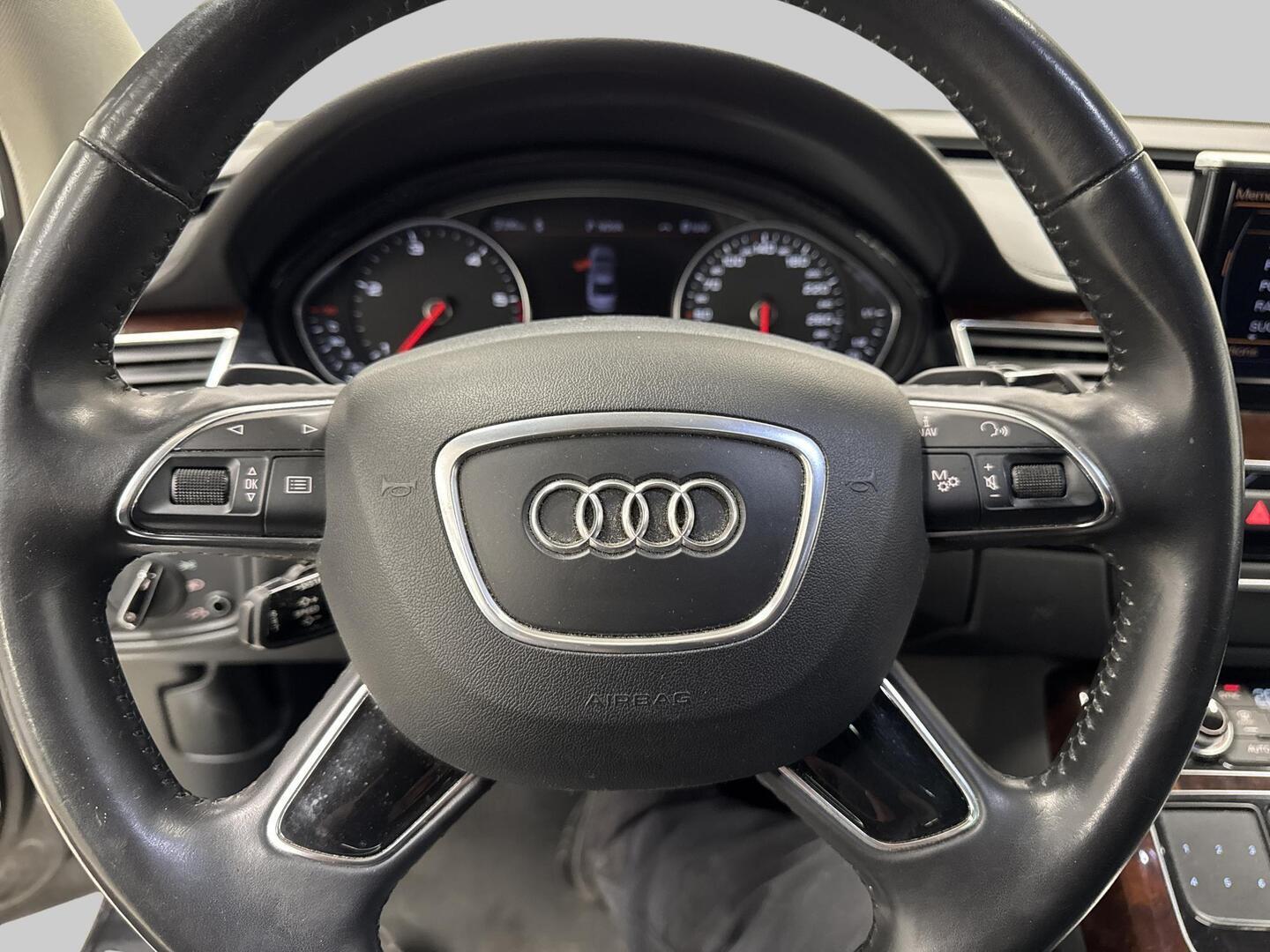AUDI A8 2013