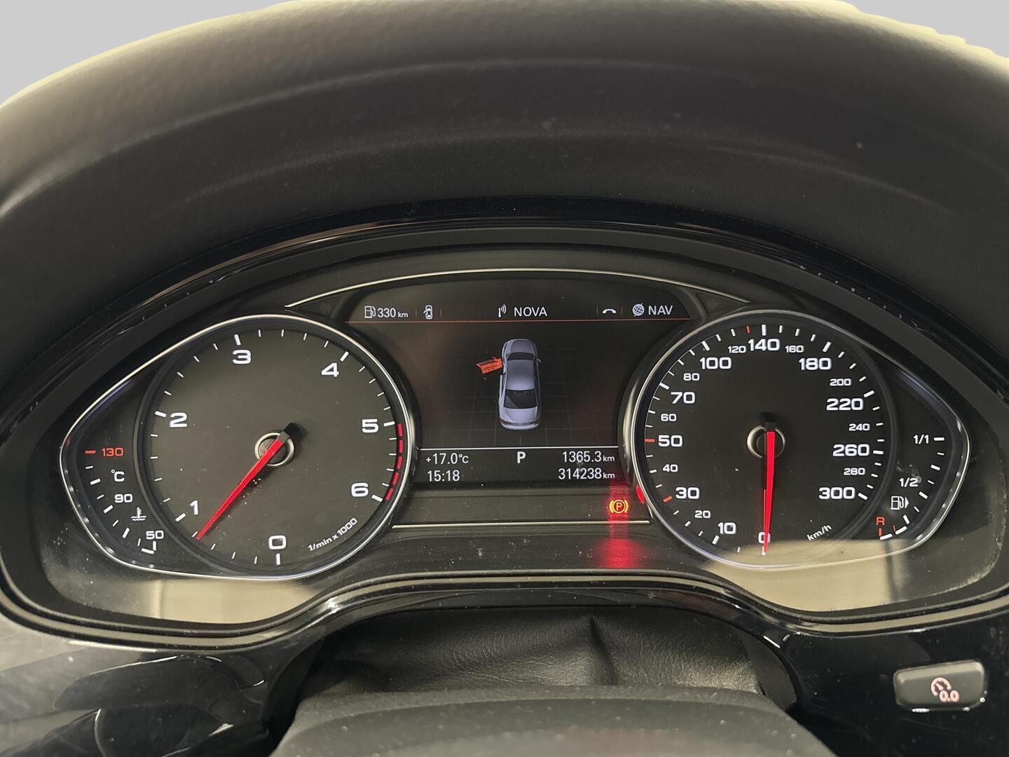 AUDI A8 2013