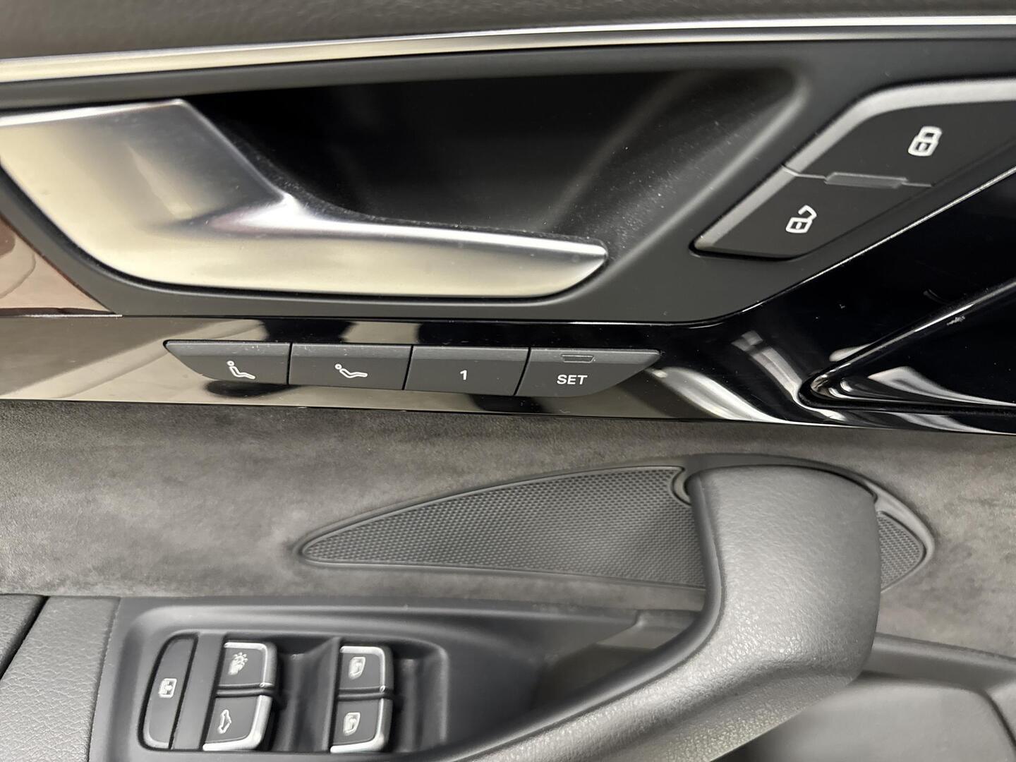AUDI A8 2013