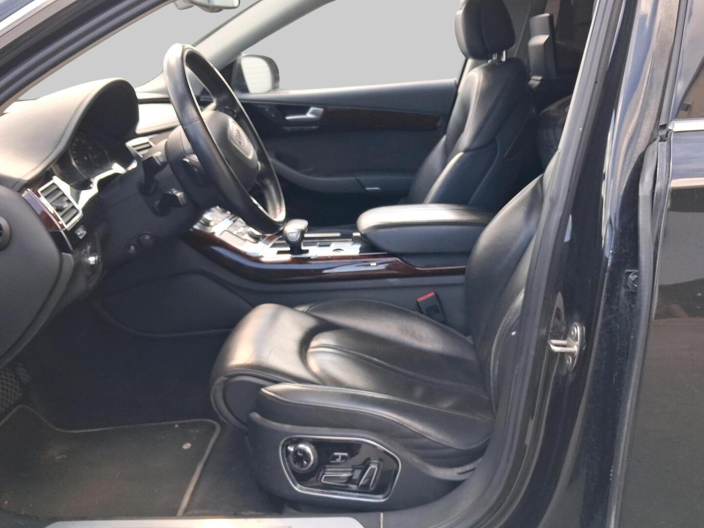 AUDI A8 2013