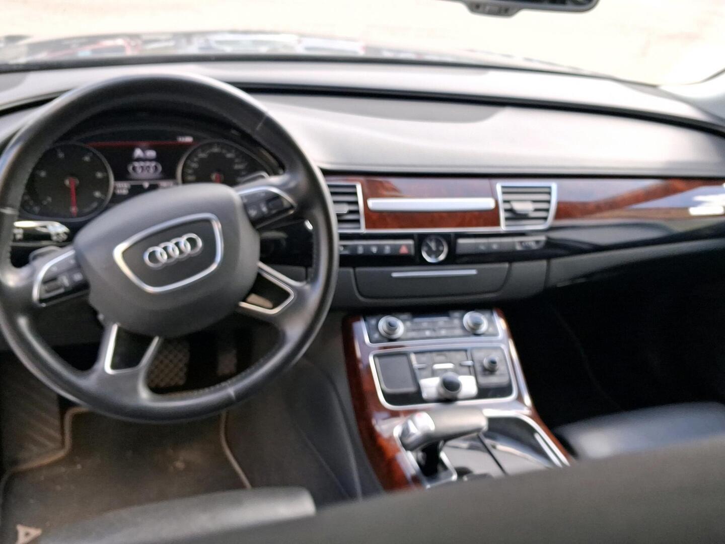 AUDI A8 2013