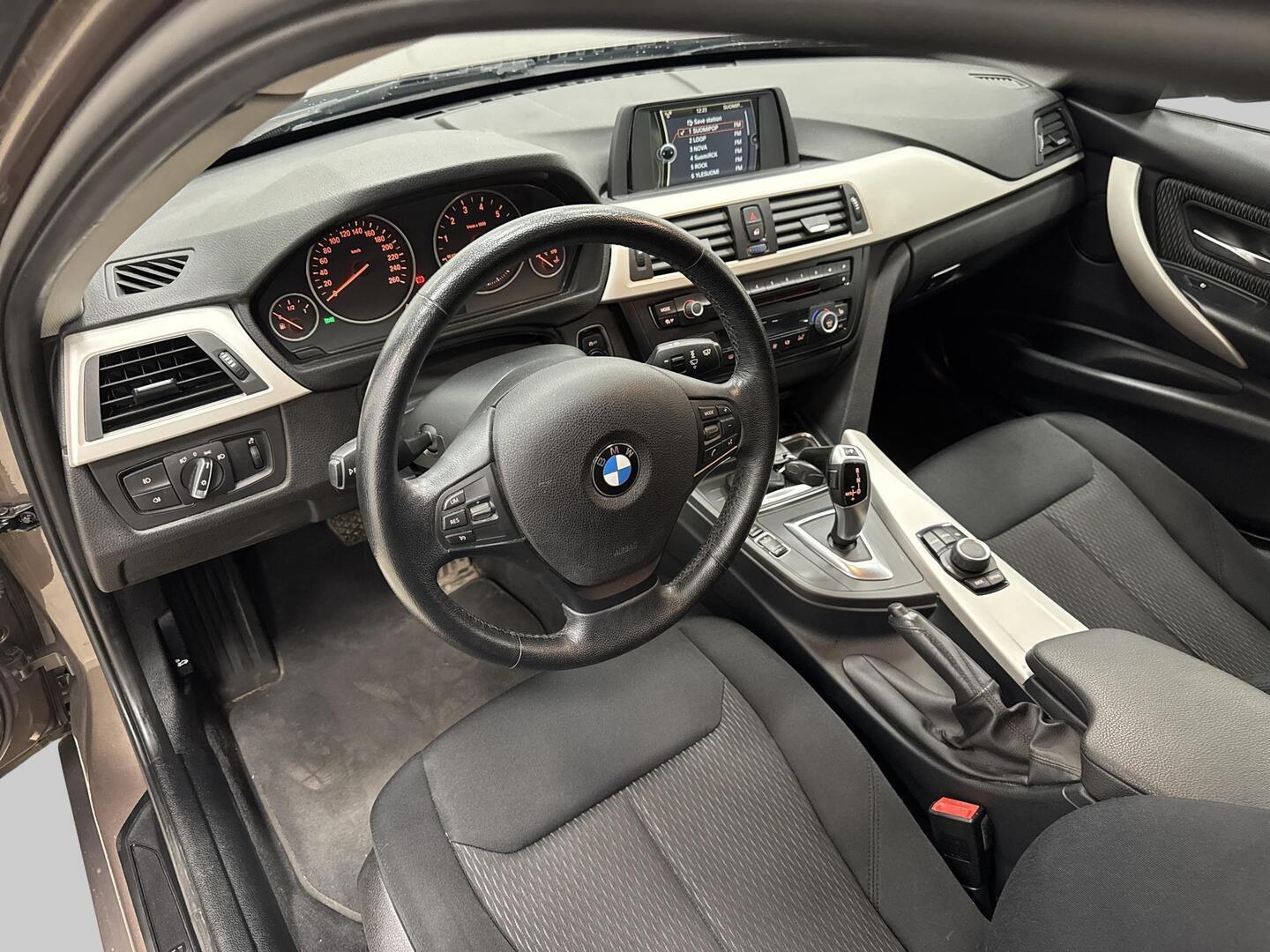 BMW 320 2014