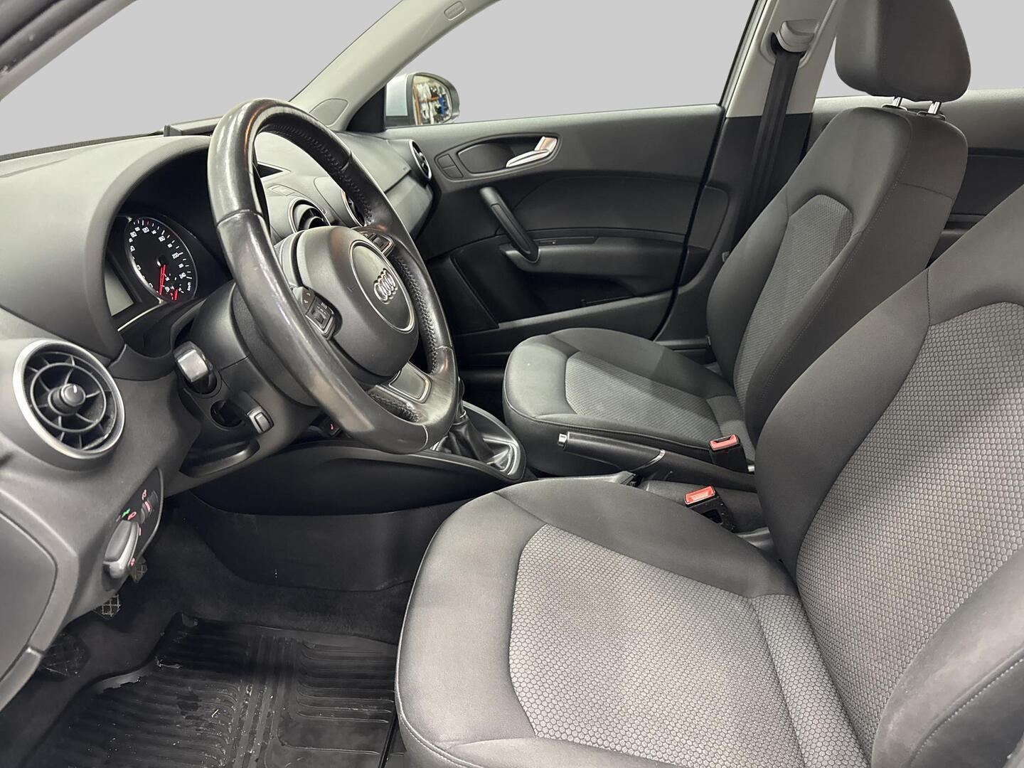 AUDI A1 2014