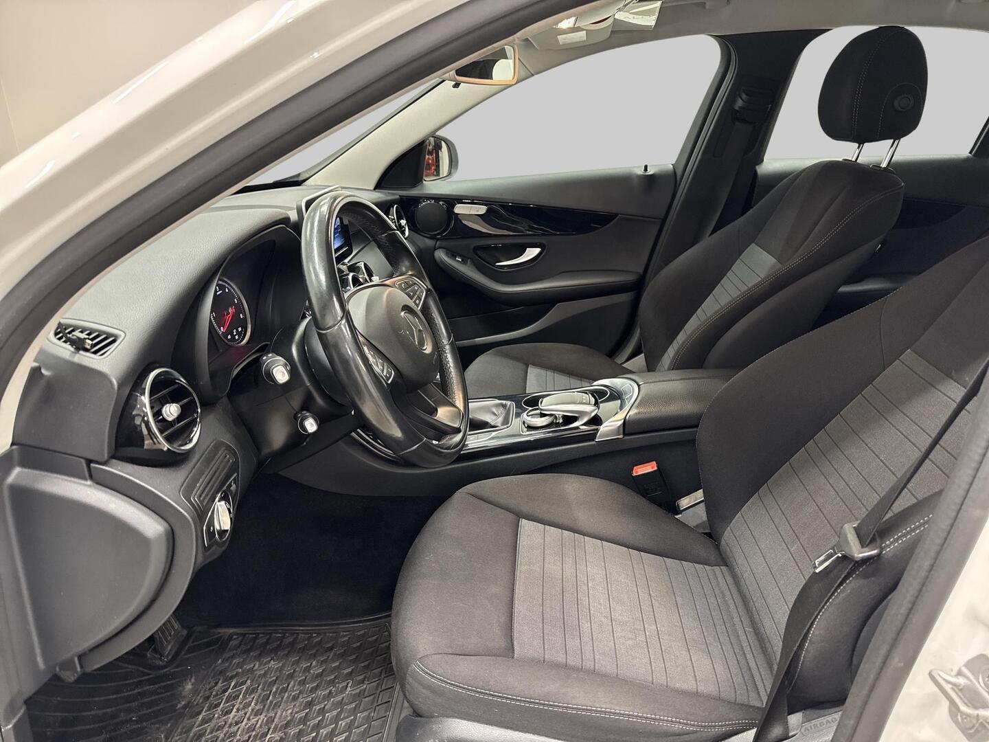 MERCEDES-BENZ C 2016