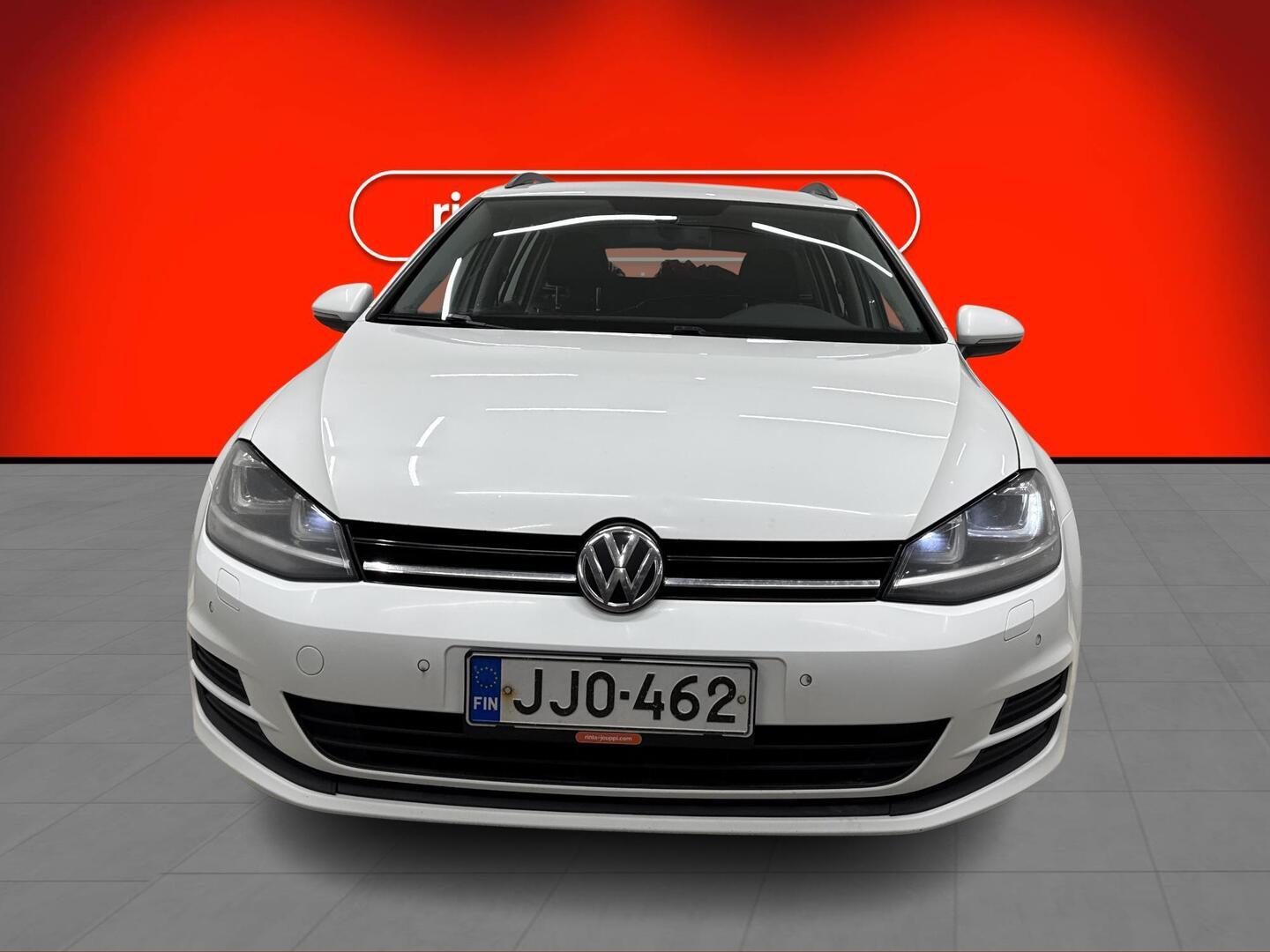 VOLKSWAGEN Golf 2015