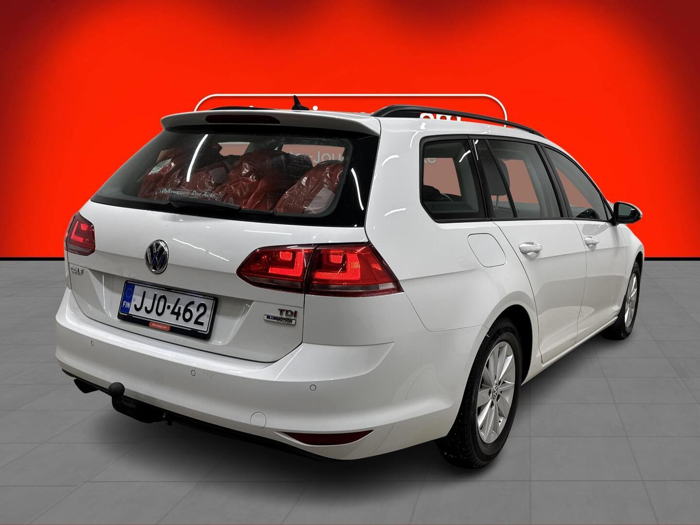 VOLKSWAGEN Golf 2015