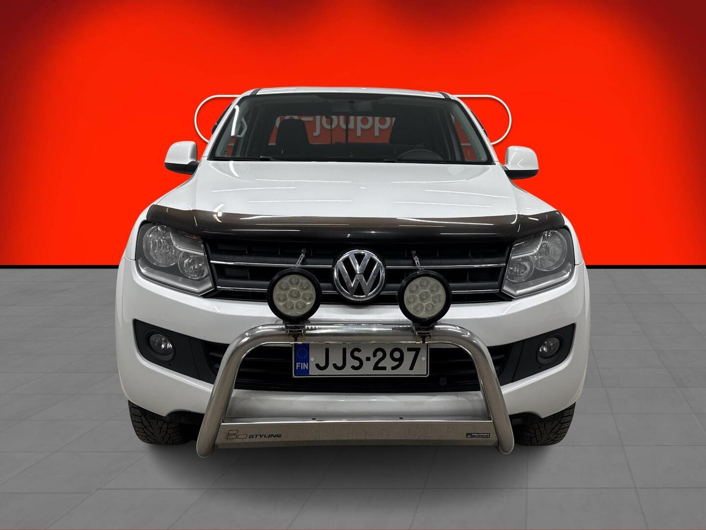 VOLKSWAGEN Amarok 2015