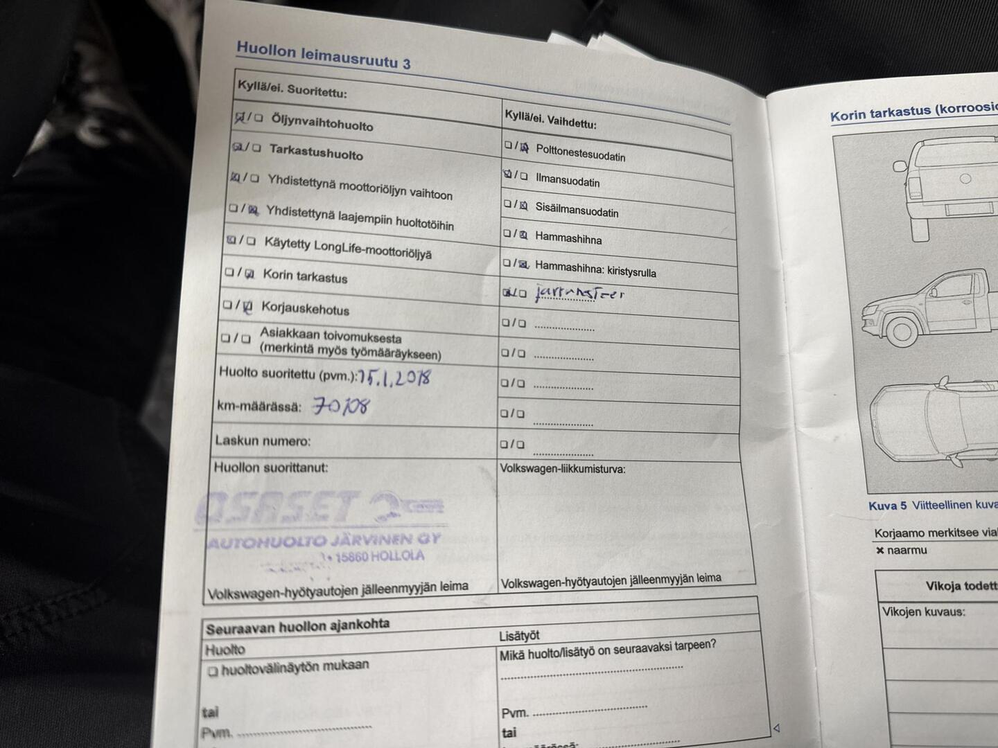 VOLKSWAGEN Amarok 2015