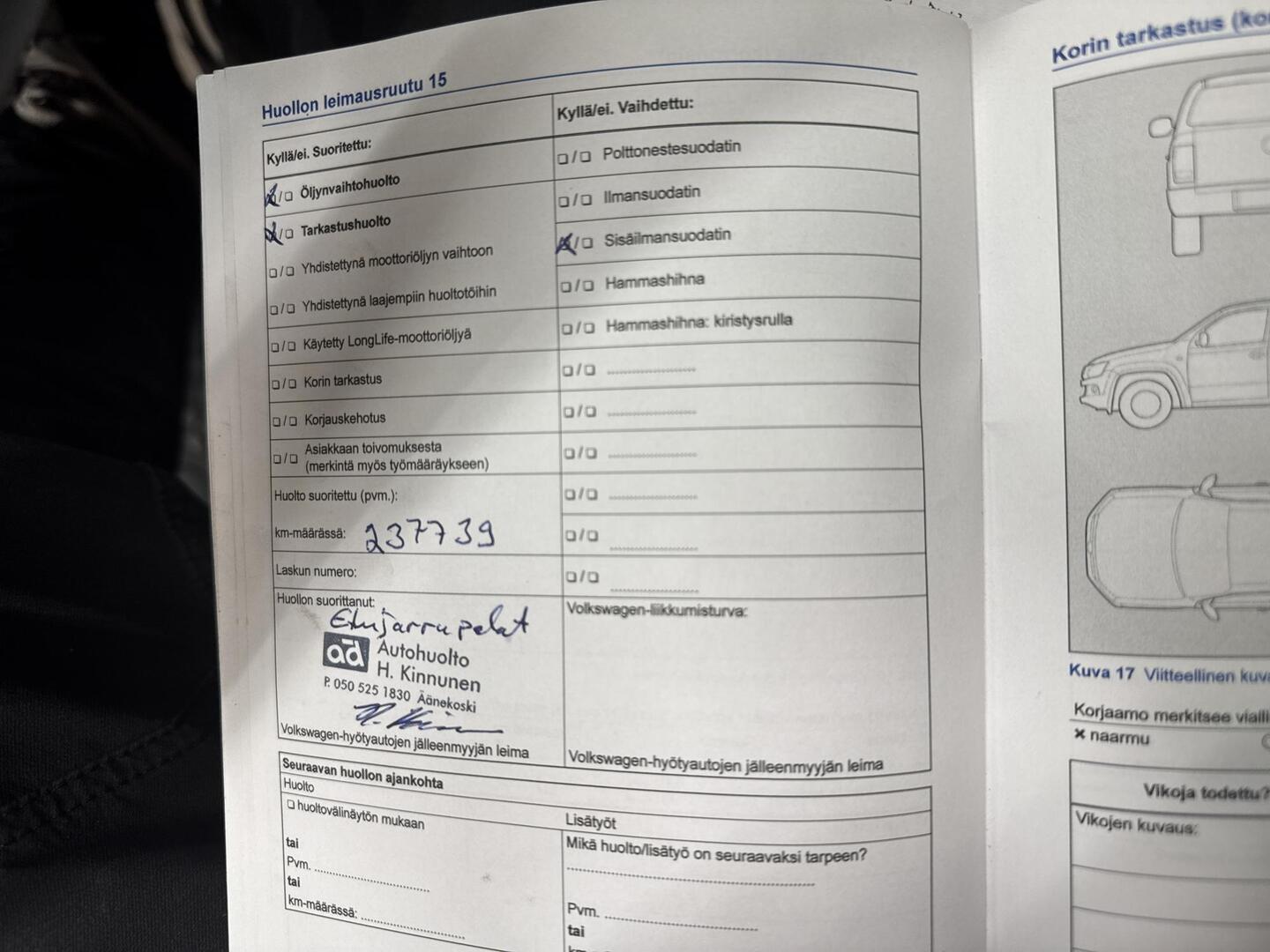 VOLKSWAGEN Amarok 2015