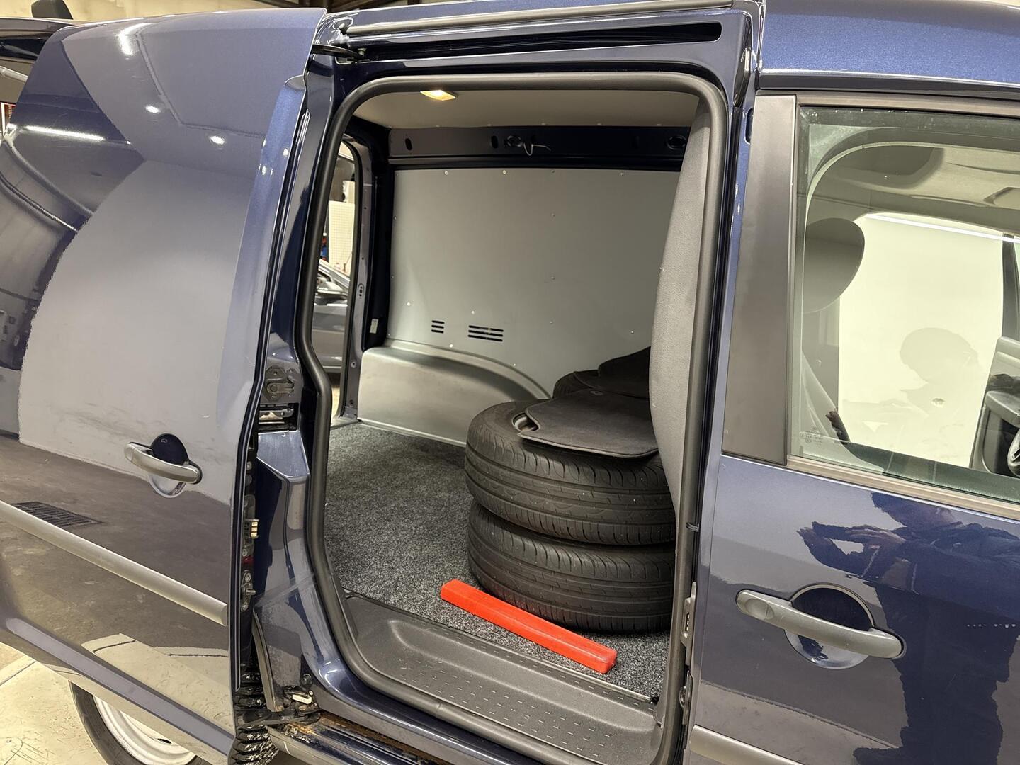 VOLKSWAGEN Caddy 2015