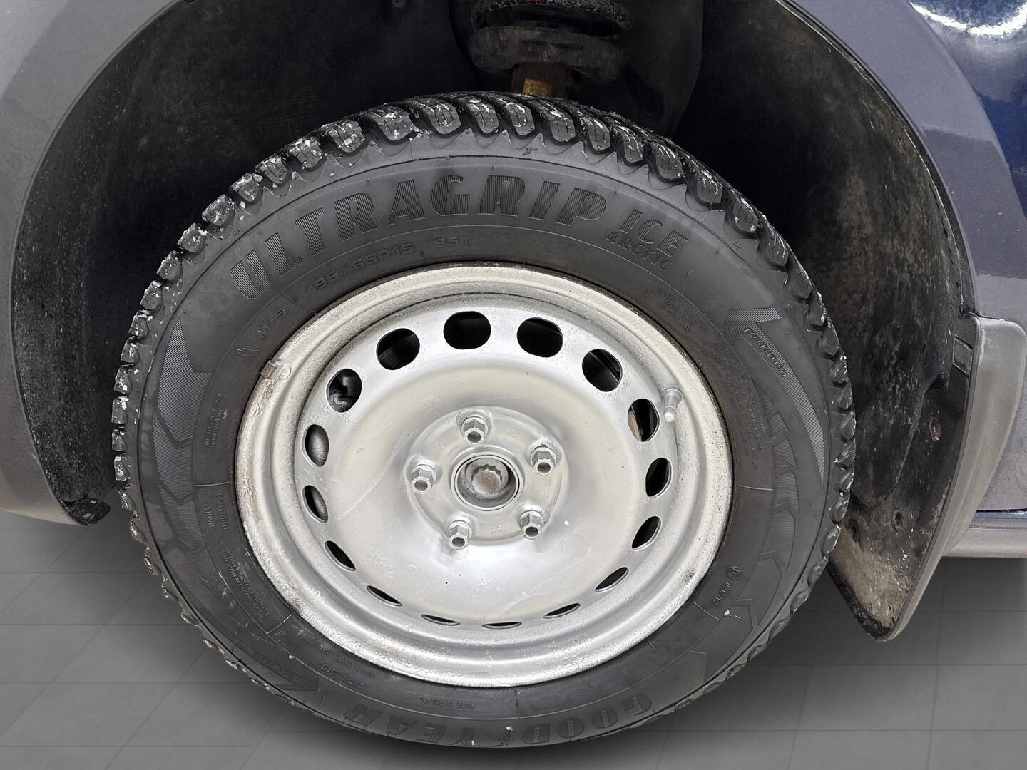 VOLKSWAGEN Caddy 2015