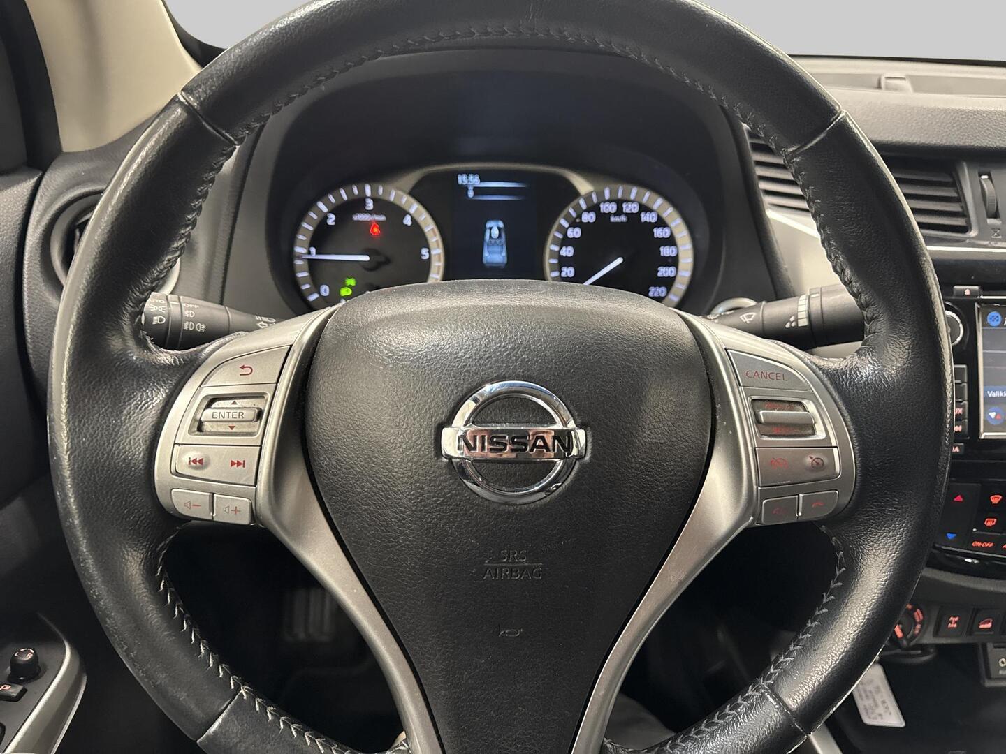 NISSAN Navara 2016