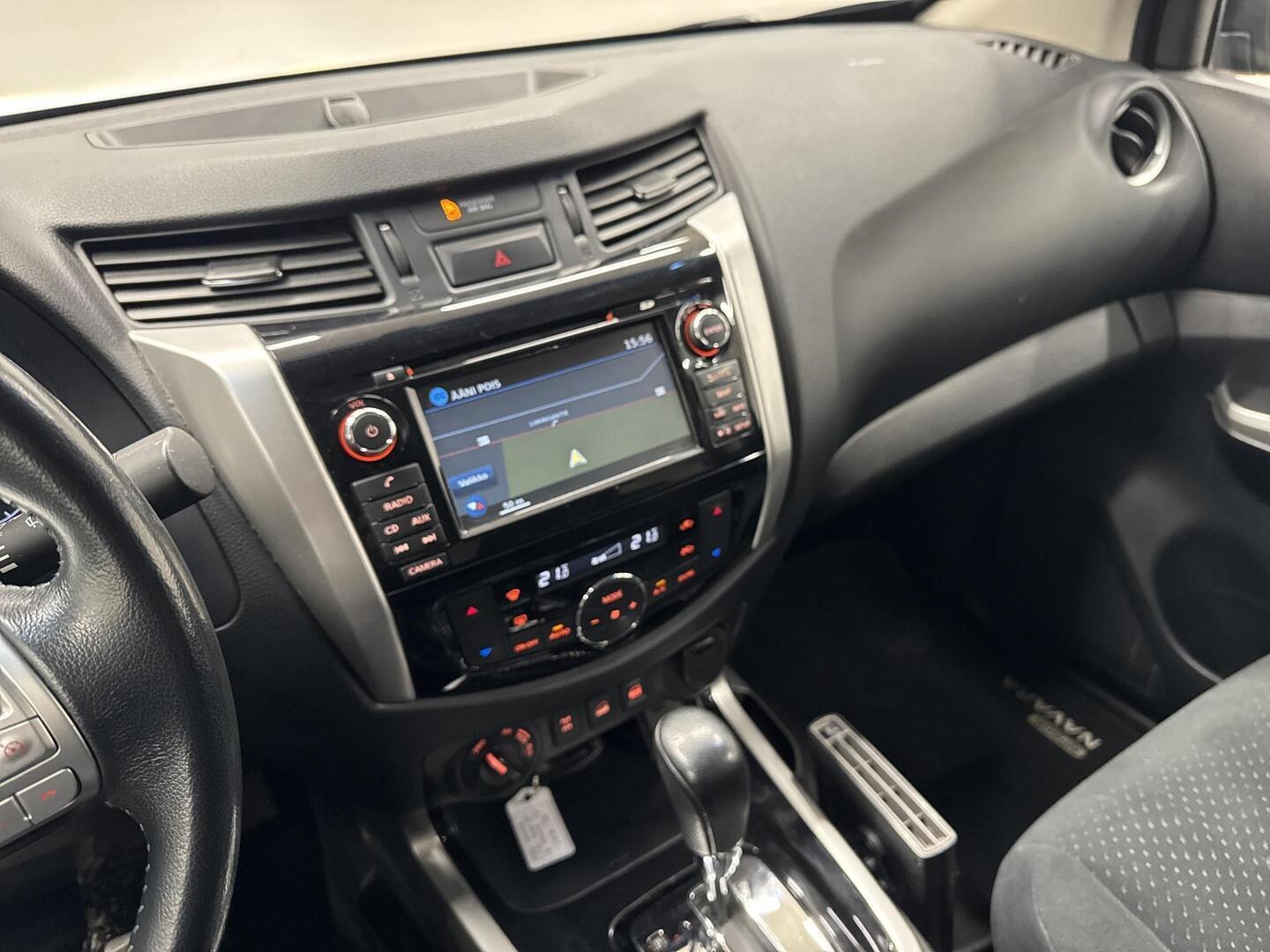 NISSAN Navara 2016