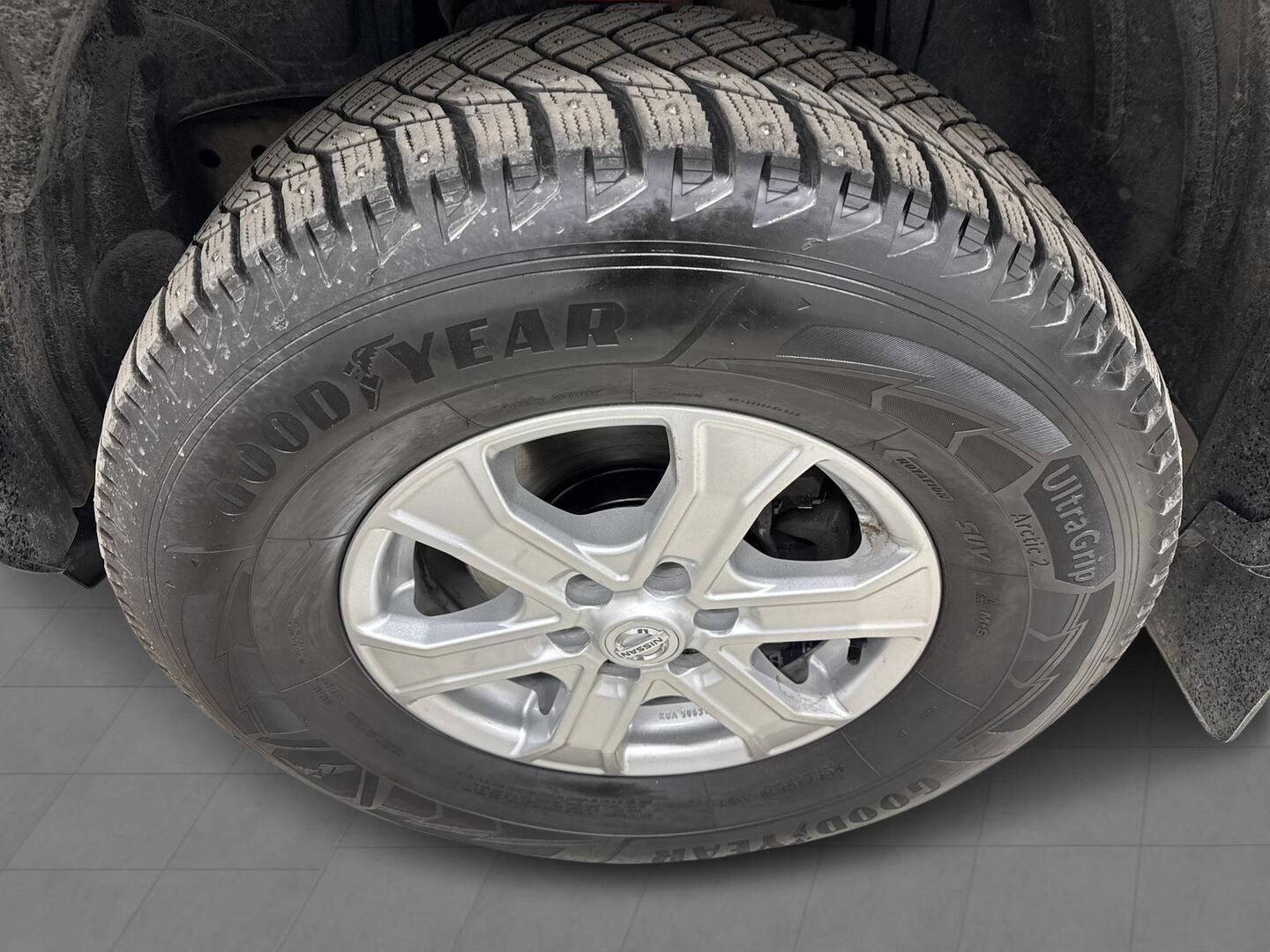 NISSAN Navara 2016