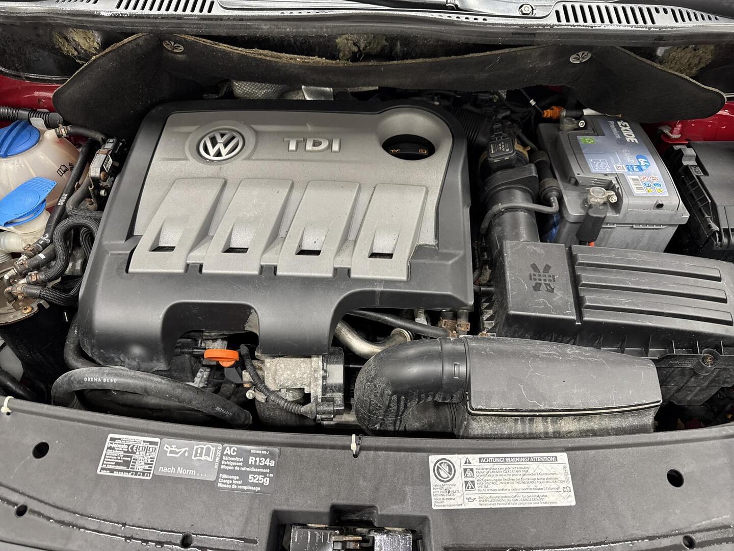 VOLKSWAGEN Caddy Maxi 2010