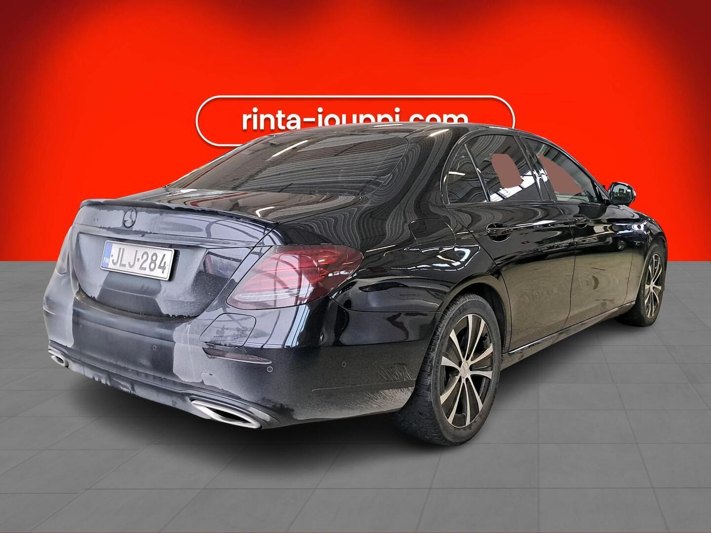 MERCEDES-BENZ E 2020