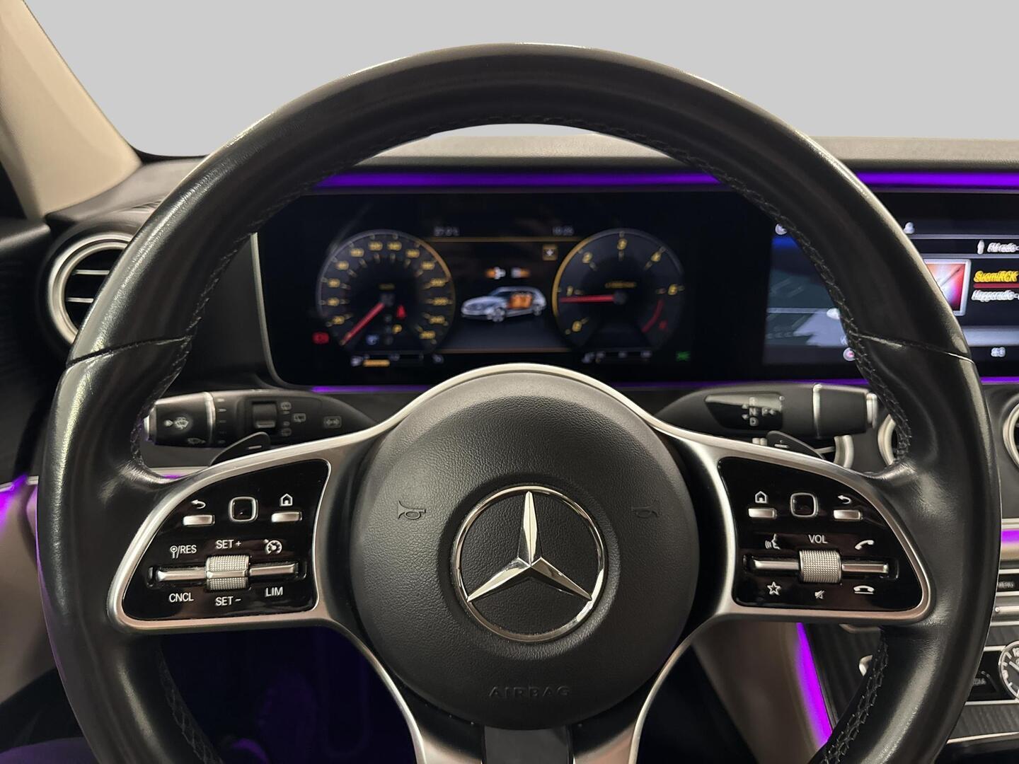 MERCEDES-BENZ E 2019