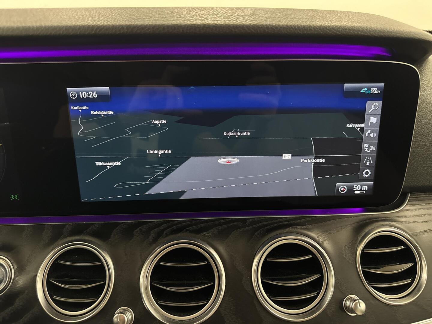 MERCEDES-BENZ E 2019