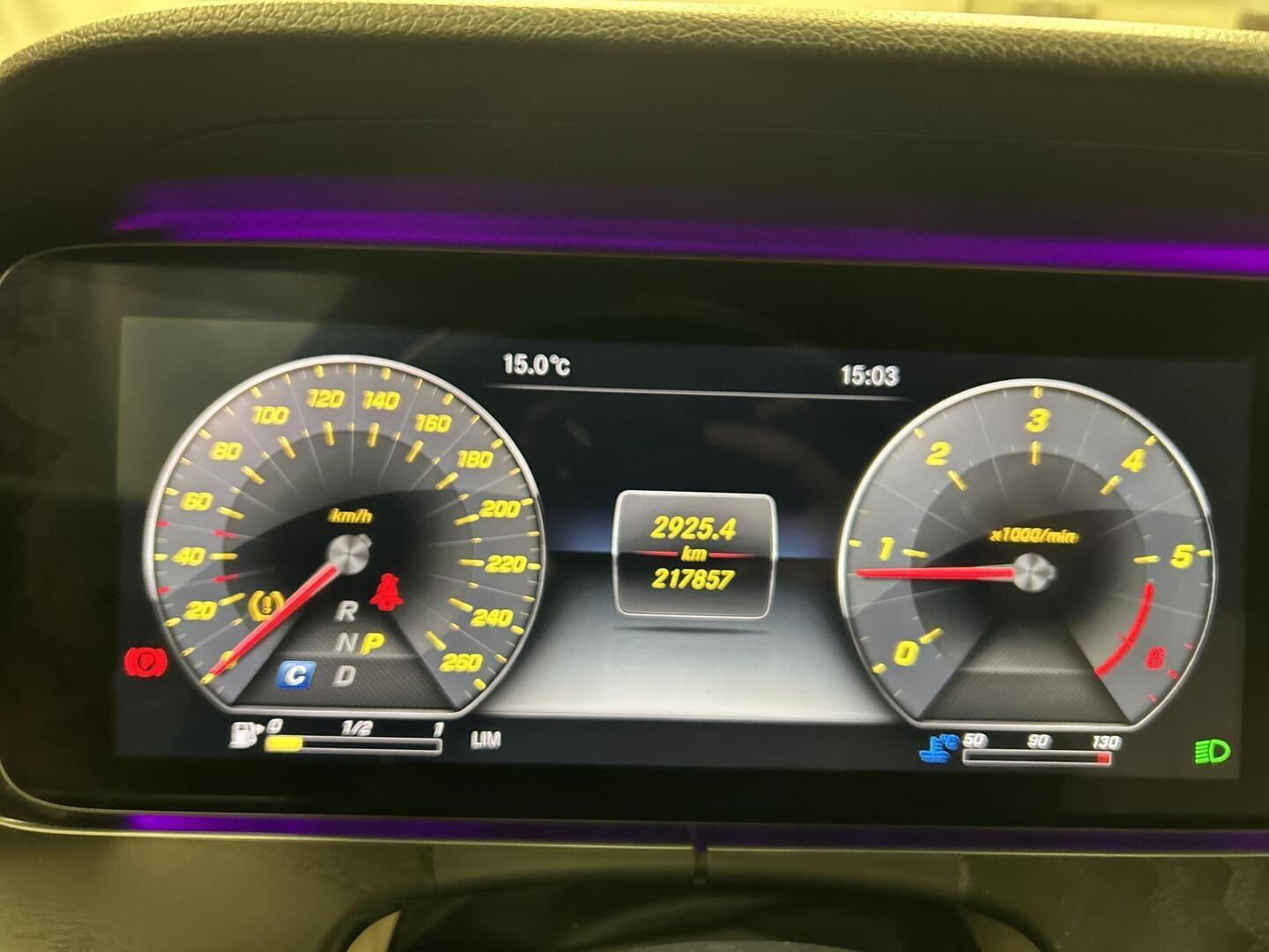 MERCEDES-BENZ E 2019