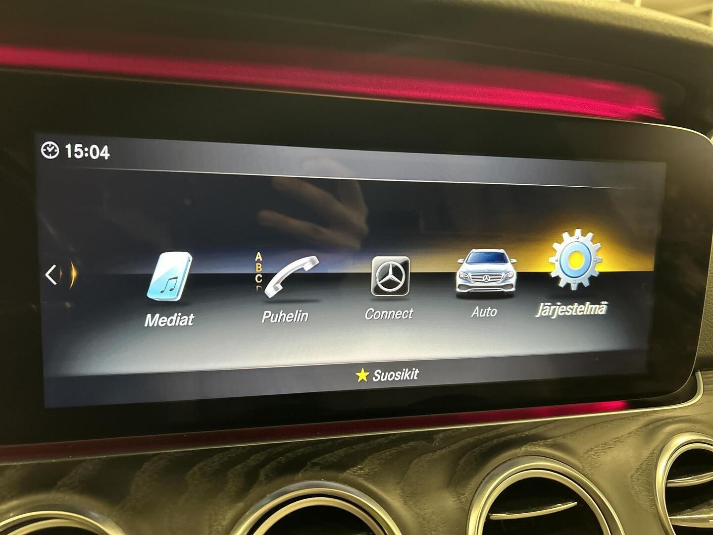 MERCEDES-BENZ E 2019
