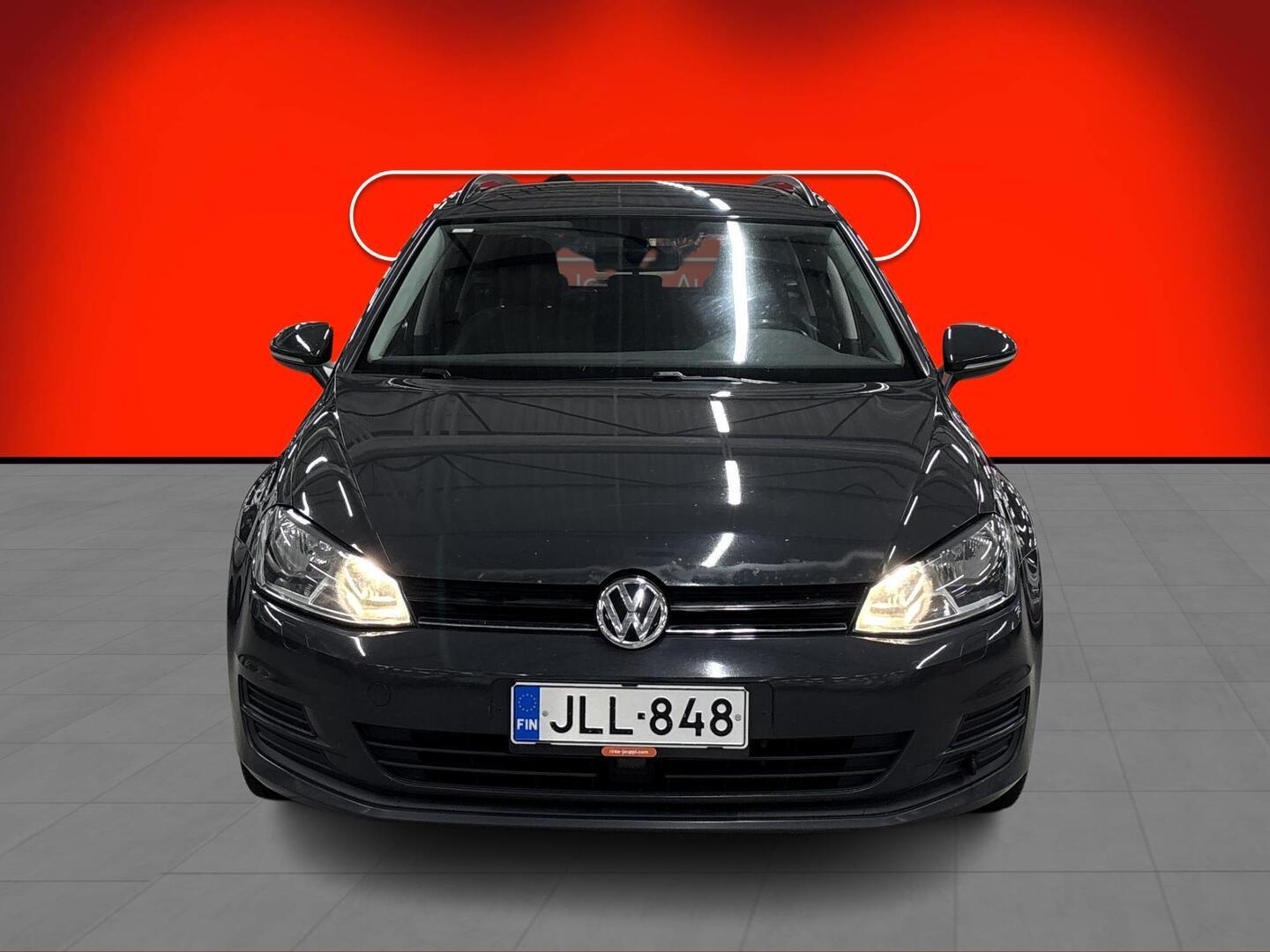 VOLKSWAGEN Golf 2015