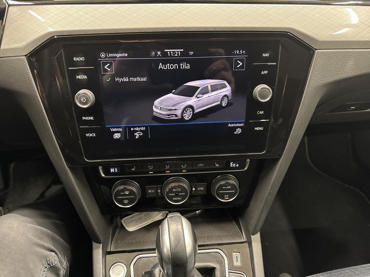 VOLKSWAGEN Passat 2020