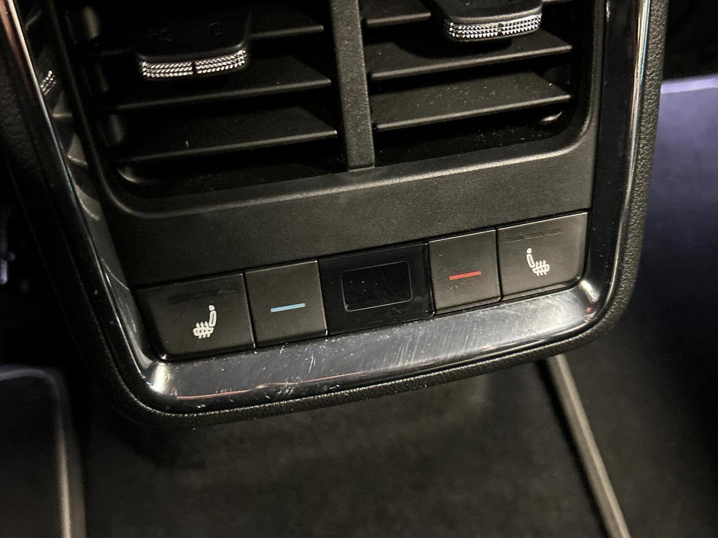 SKODA ENYAQ 2022