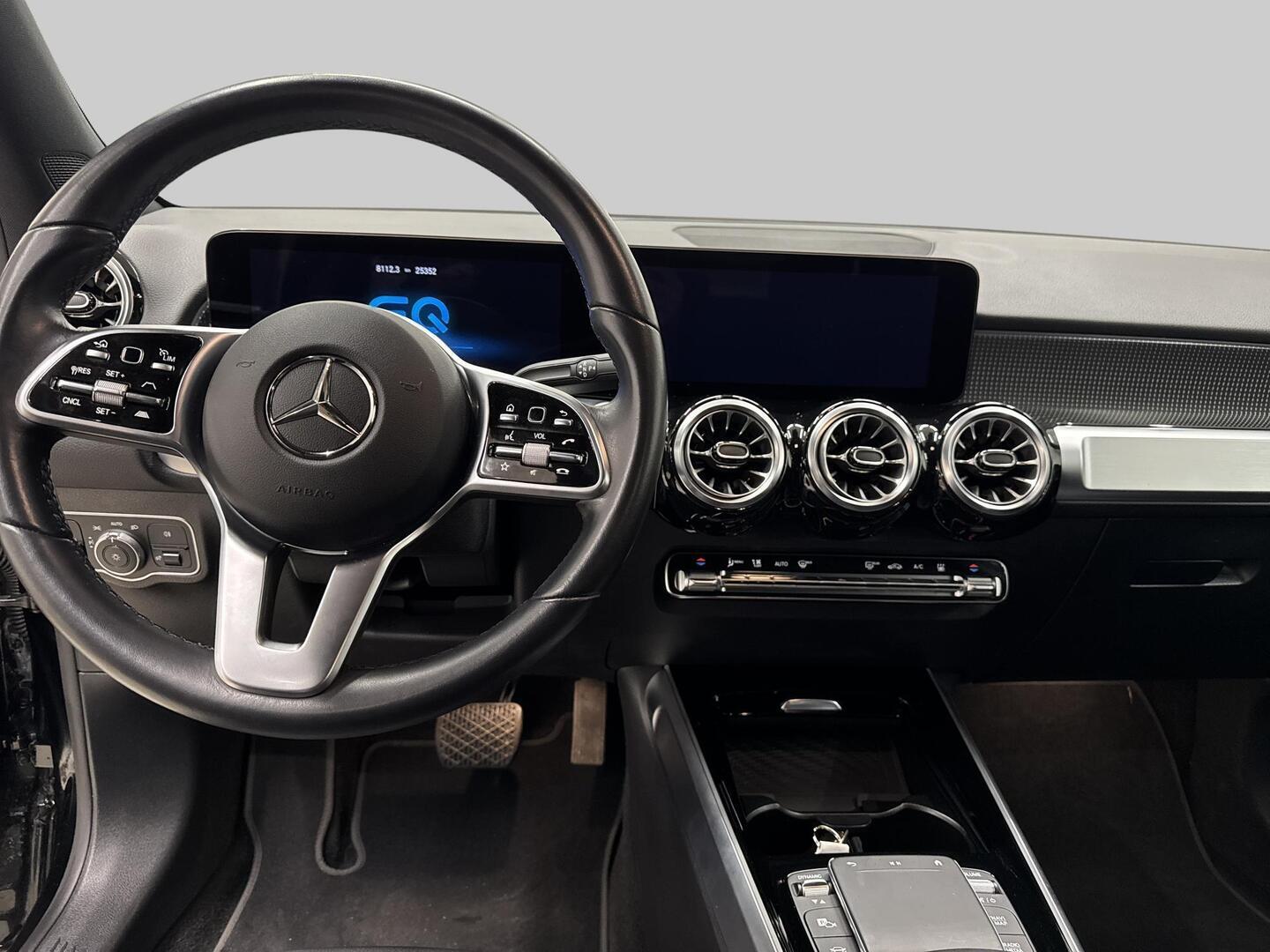 MERCEDES-BENZ EQB 2023