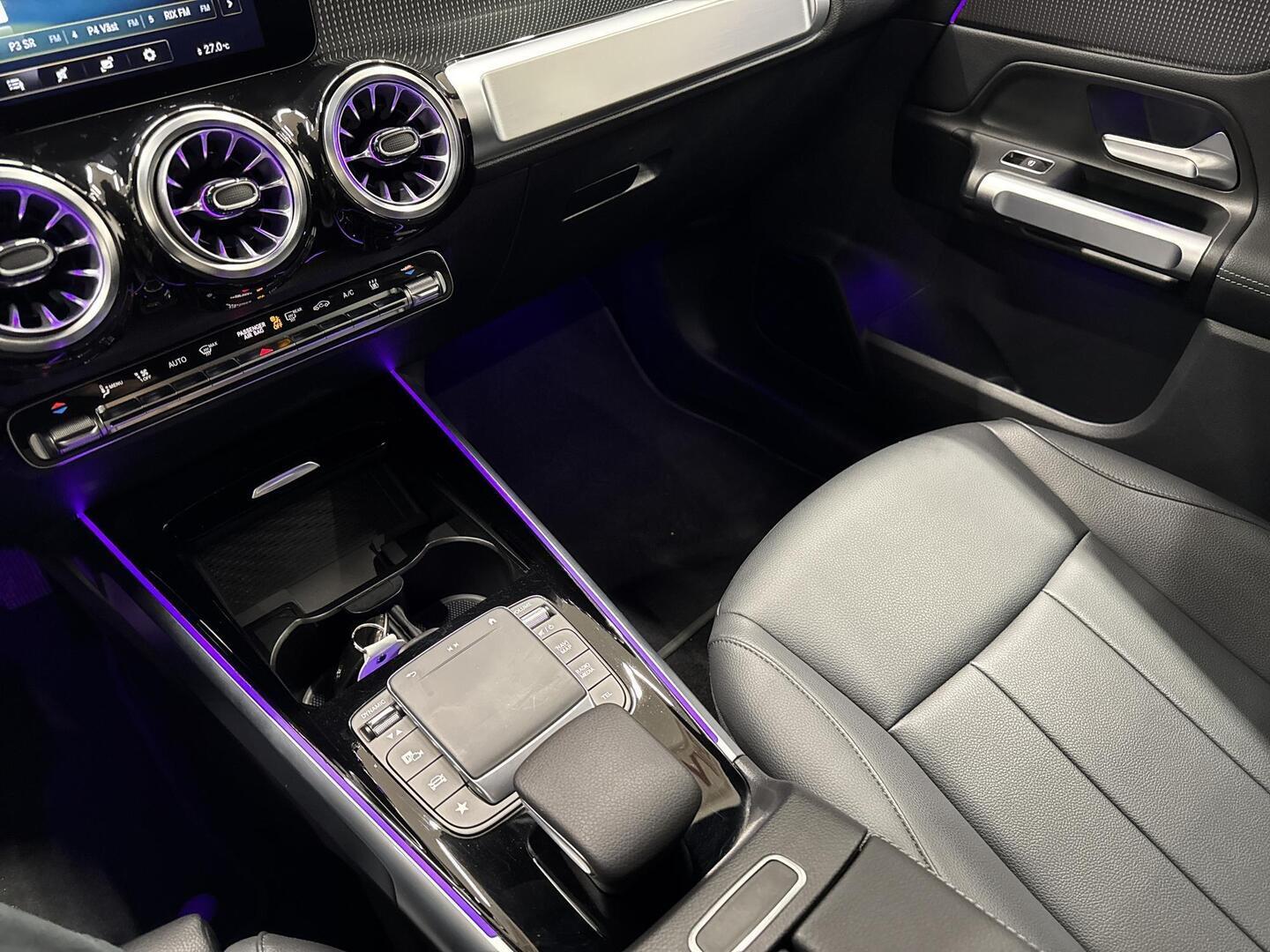 MERCEDES-BENZ EQB 2023