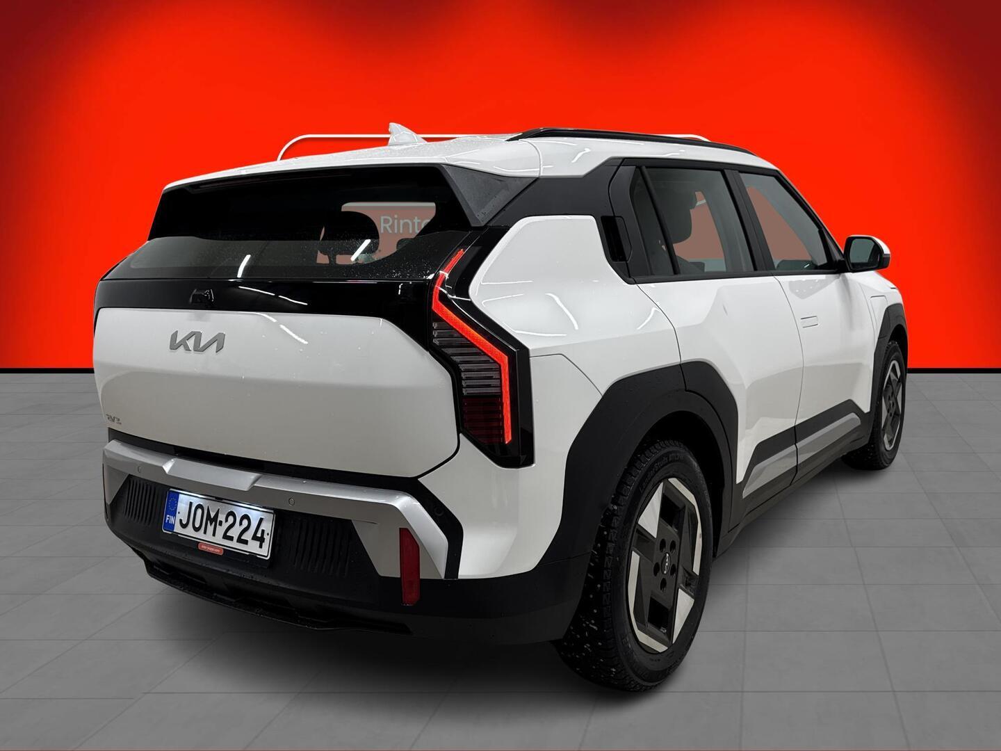 KIA EV3 2025