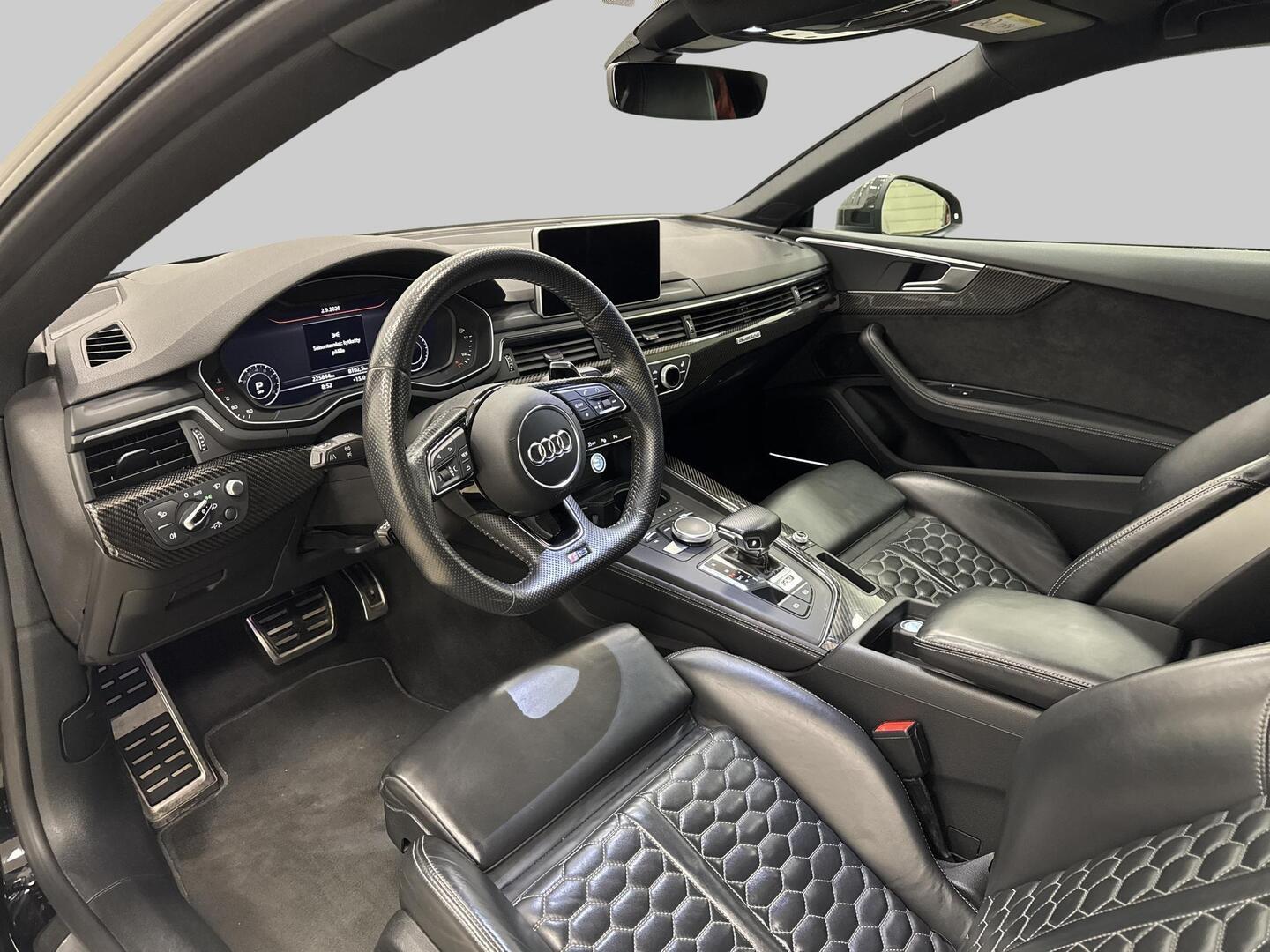 AUDI RS 5 2017