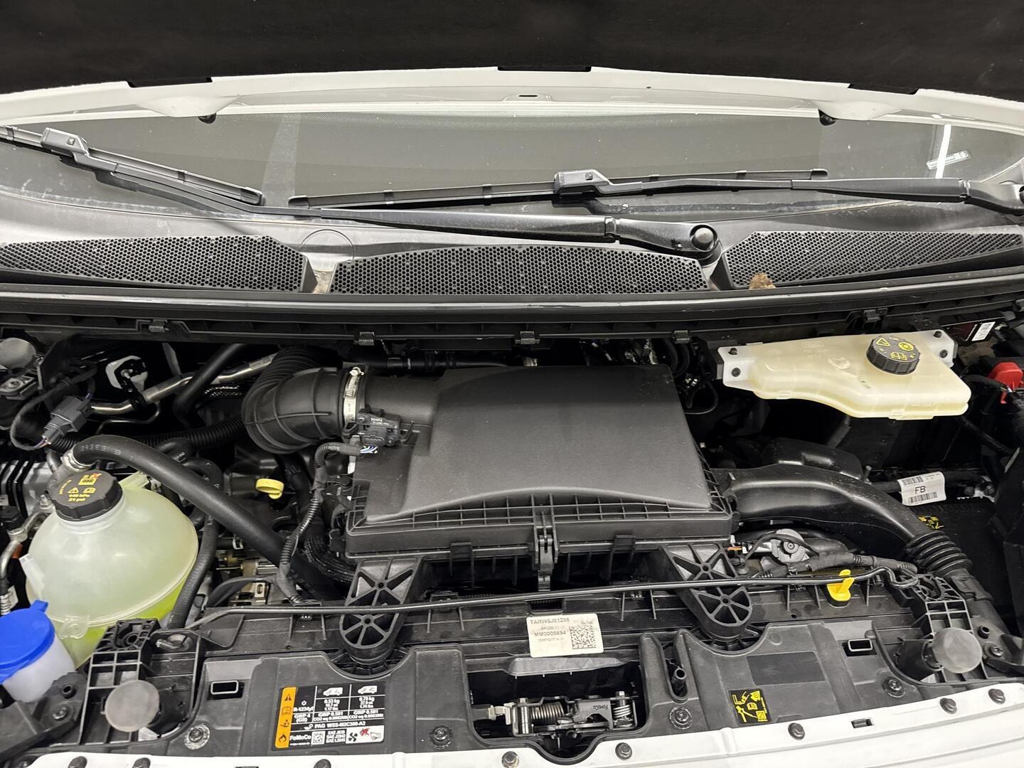 VOLKSWAGEN TRANSPORTER 2025