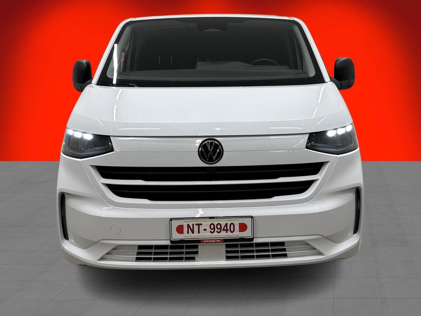 VOLKSWAGEN TRANSPORTER 2025