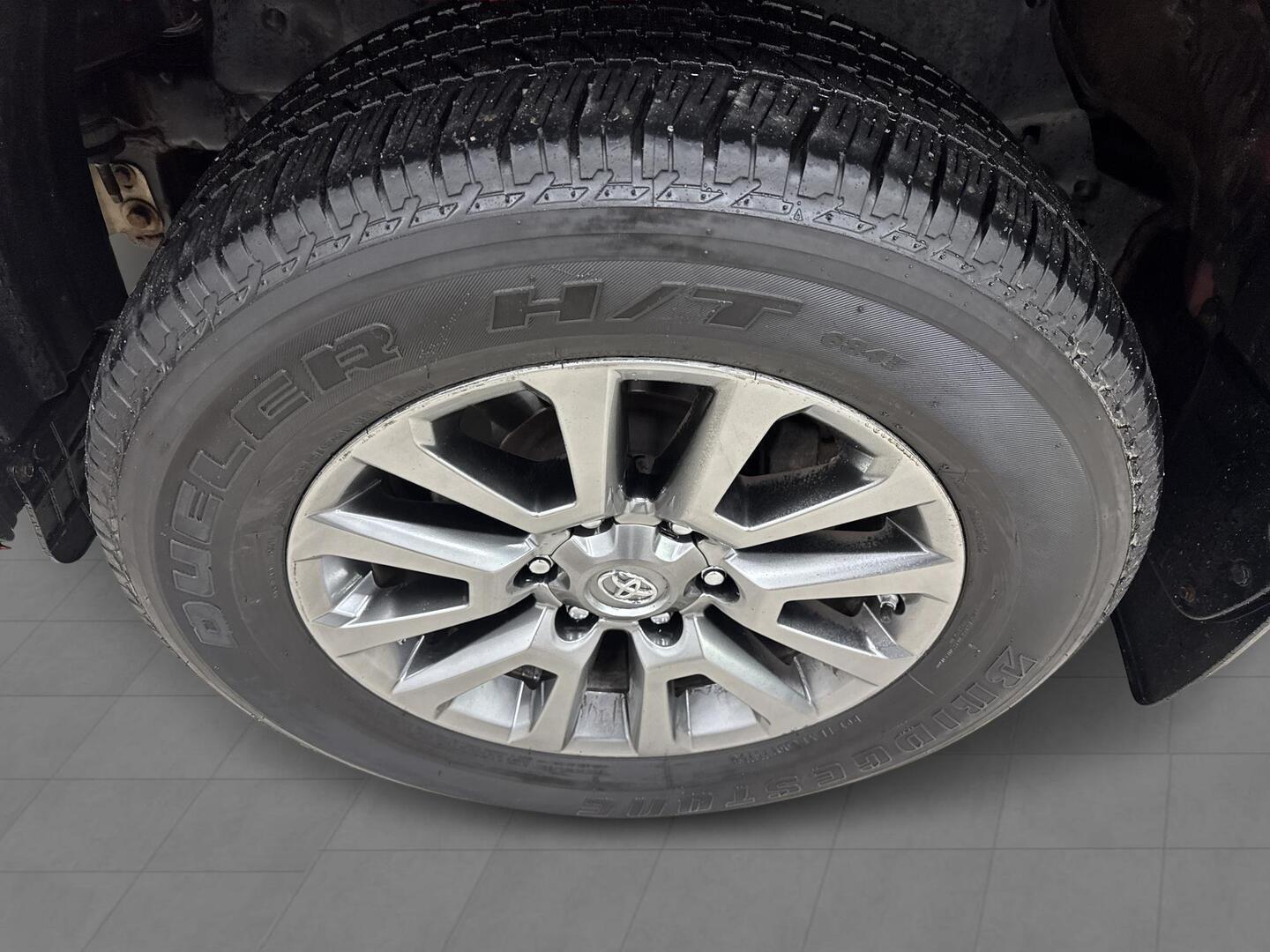TOYOTA LAND CRUISER 2019