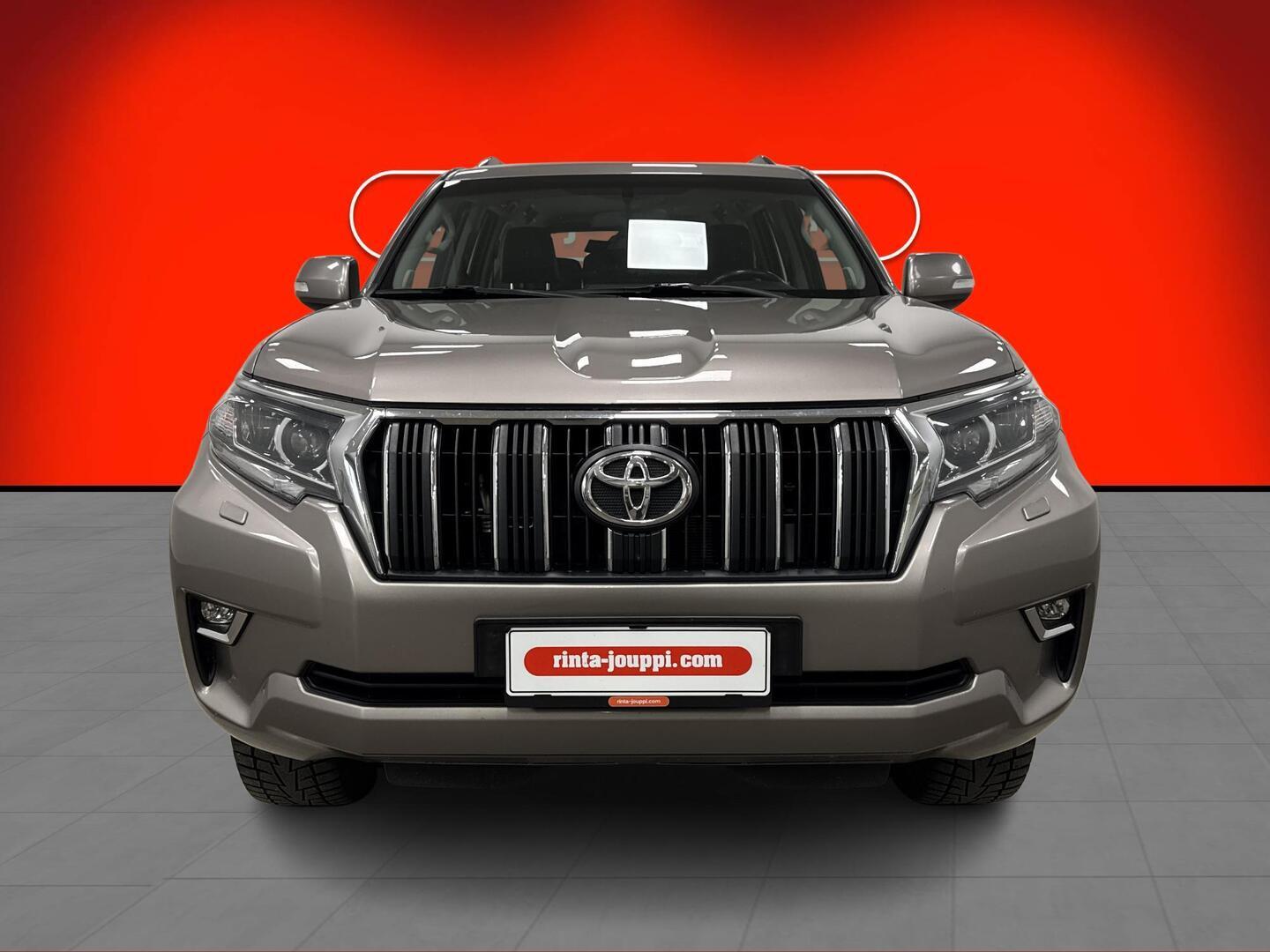 TOYOTA LAND CRUISER 2019