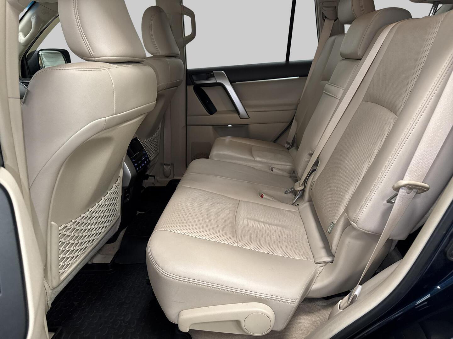 TOYOTA LAND CRUISER 2020
