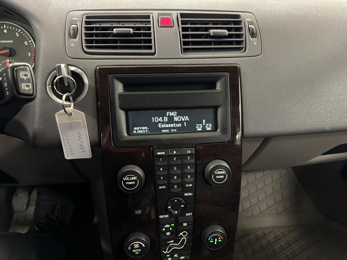 VOLVO V50 2005