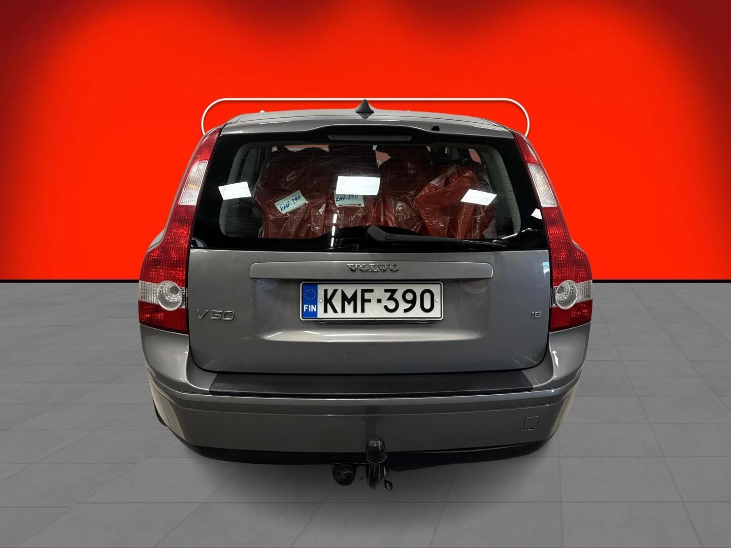 VOLVO V50 2005