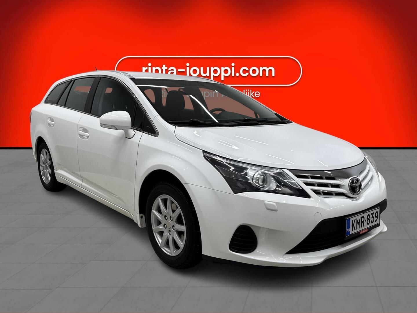 TOYOTA Avensis 2014