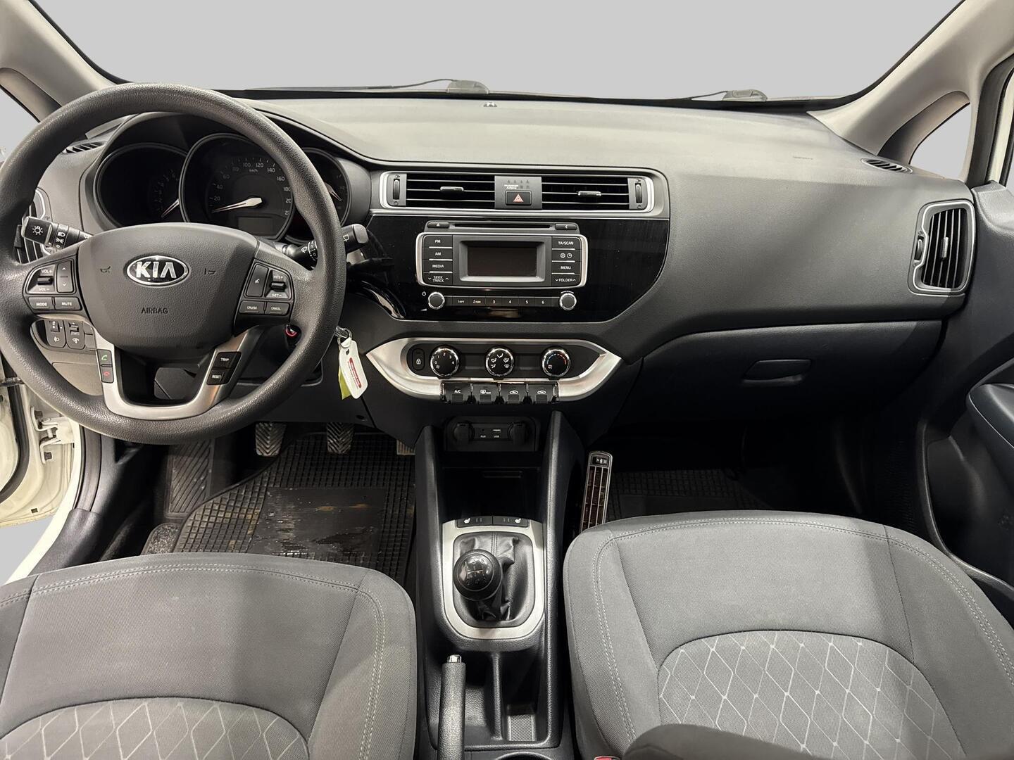 KIA RIO 2016