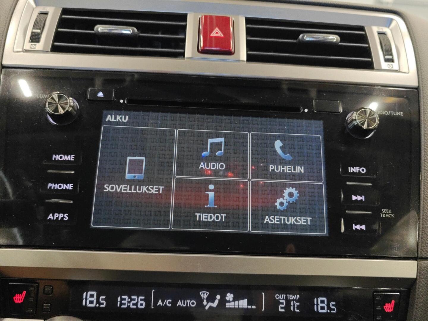 SUBARU Outback 2016