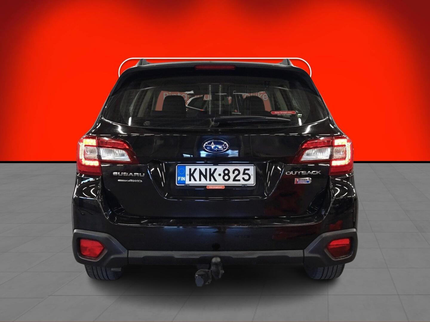 SUBARU Outback 2016
