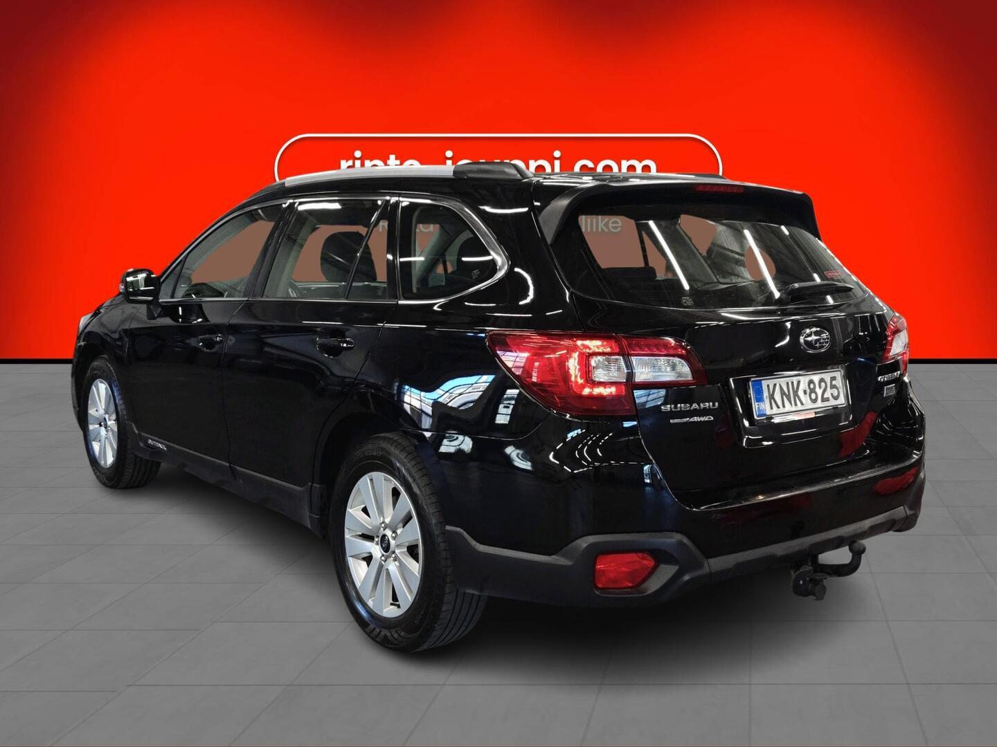 SUBARU Outback 2016